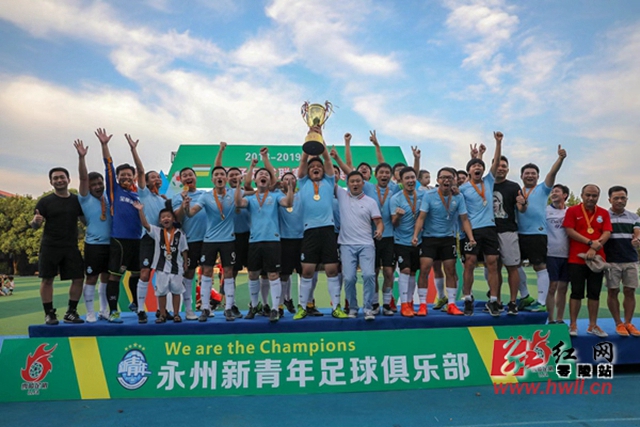 巴萨甘伯杯对手大调整：罗马、多特蒙德、那不勒斯，还是河床？